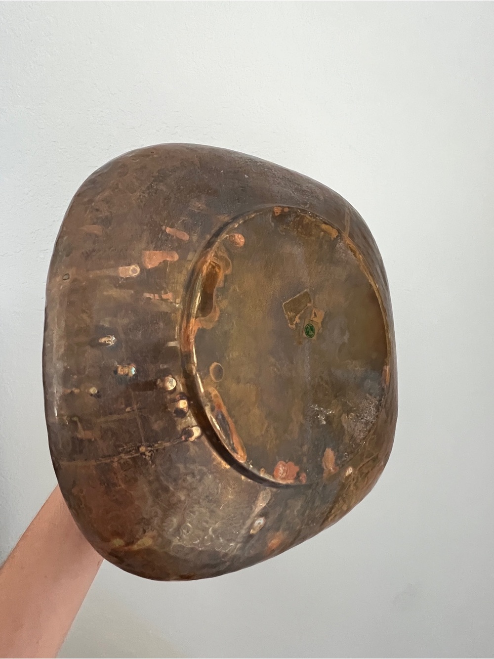 MCM Solid Brass Vintage Planter Hammered Decorative Bowl Vase Cushion-Shaped - Picture 9 of 10